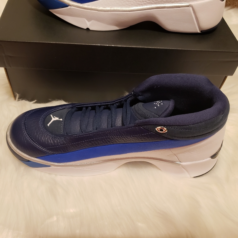 JORDAN Team Showcase Mens Basketball Shoes NIB - Picture 2 of 5